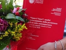 KOM..plimenti ad Alice Francesconi che si è laureata in Scienze della Comunicazione con una tesi su Vasco